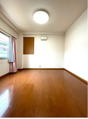 【居間・リビング】 | Uビル