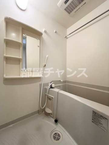 プレサンス鶴舞公園WESTの浴室