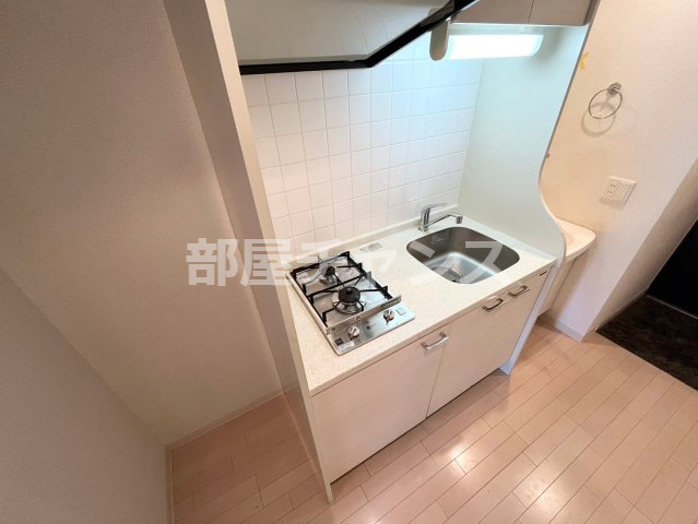 プレサンス鶴舞公園WESTのキッチン