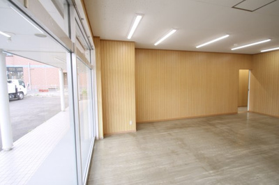 【エントランス】 | 真壁飯塚テナント