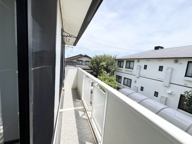 ユーロアベニュー四街道Fのバルコニー
