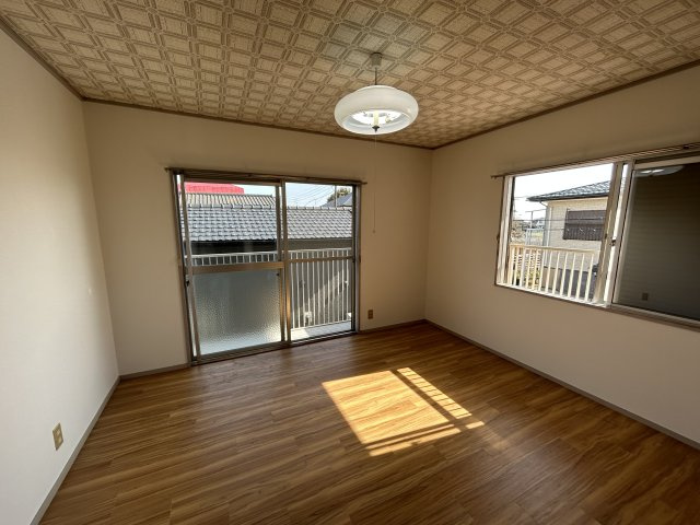 自由ヶ丘住宅の洋室|２階洋室