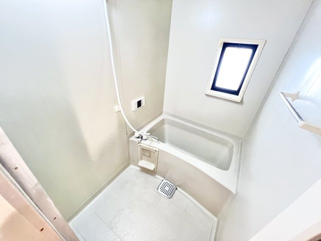 ユーロアベニュー四街道Gの浴室|※別部屋参考写真