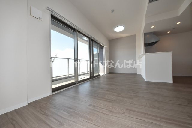 グレースリバー中之島の居間・リビング