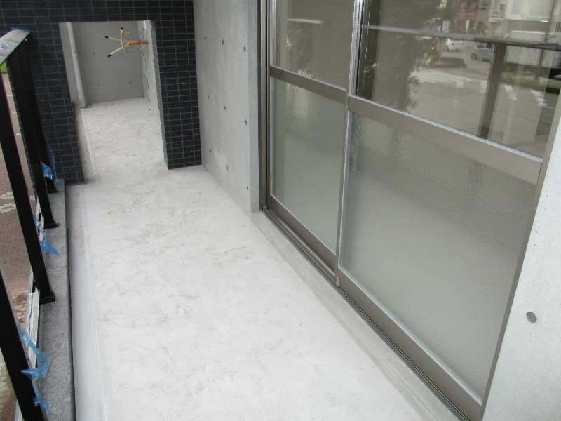 ウィステリアのバルコニー