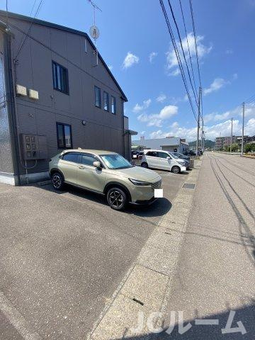 リビハウスの駐車場