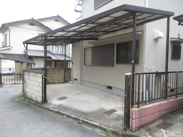 【駐車場】