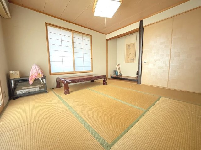 神戸市西区宮下３丁目　戸建の和室