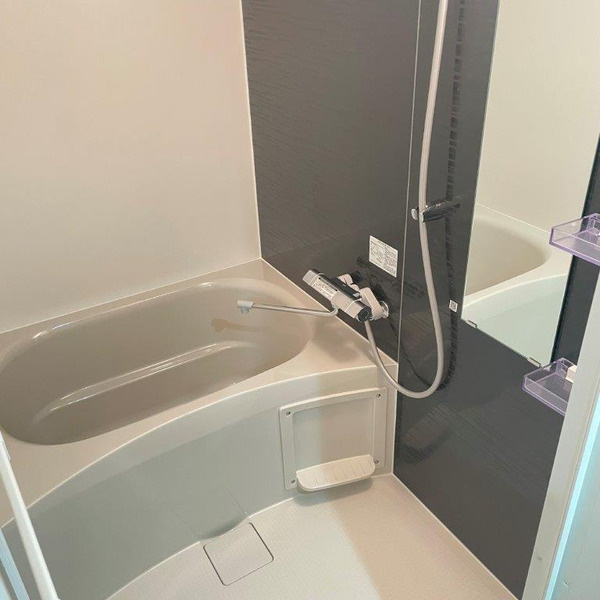 ONLYONE川西中央Ⅰの浴室