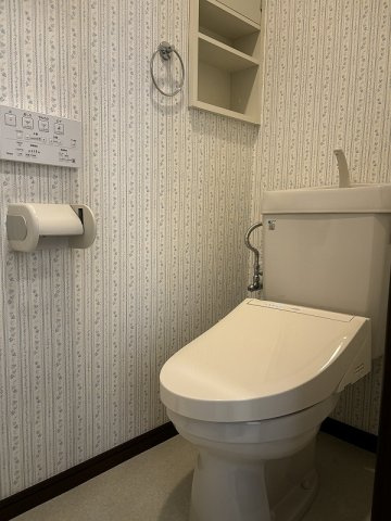 ローゼンハウスのトイレ|※2階の同じ間取り写真を掲載