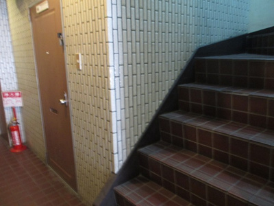 【その他共用部分】 | 青山ハイツ淡路 | 階段