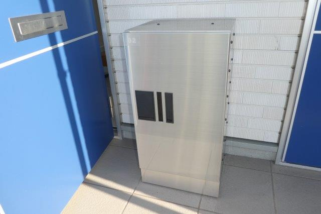 Louvre西中新田のその他共用部分|宅配ボックス