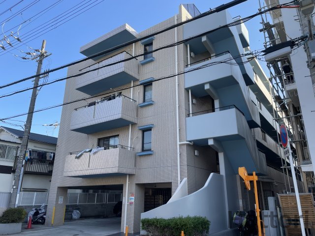 ユンヌホワイエの外観