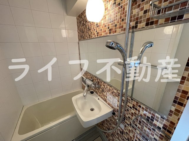 アロンディール新深江の洗面所|脱衣スペースもあります