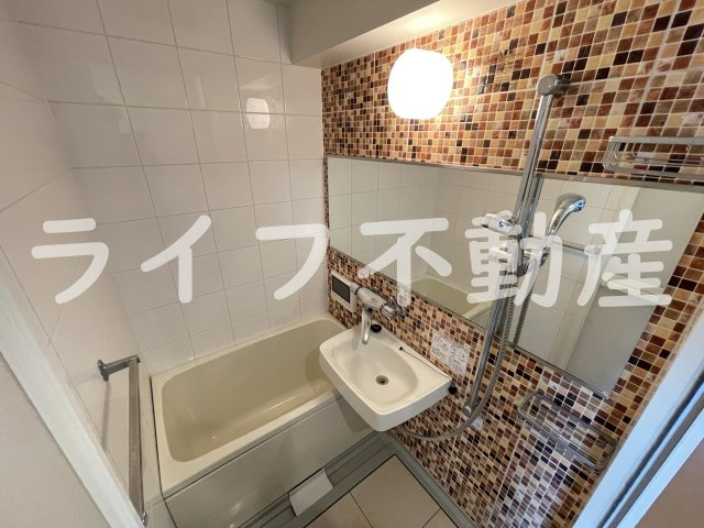 アロンディール新深江の浴室|ゆったり過ごせるお風呂です