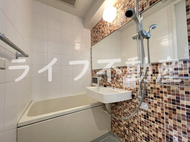 アロンディール新深江の浴室|日々の暮らしに欠かせないお風呂です