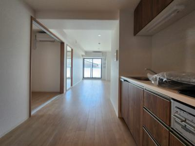 二条城東レジデンスの居間・リビング