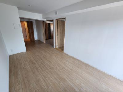 二条城東レジデンスの居間・リビング