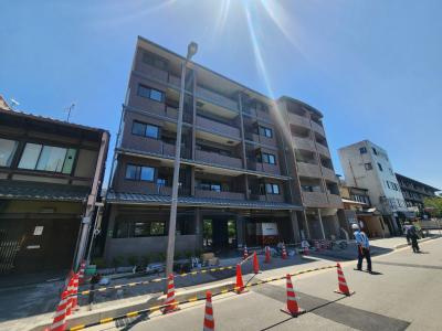 二条城東レジデンス