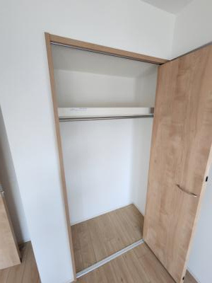 二条城東レジデンスの収納|洋室6帖収納