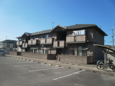 【外観】 | ラ・フォーレ | 外はこのようになっています