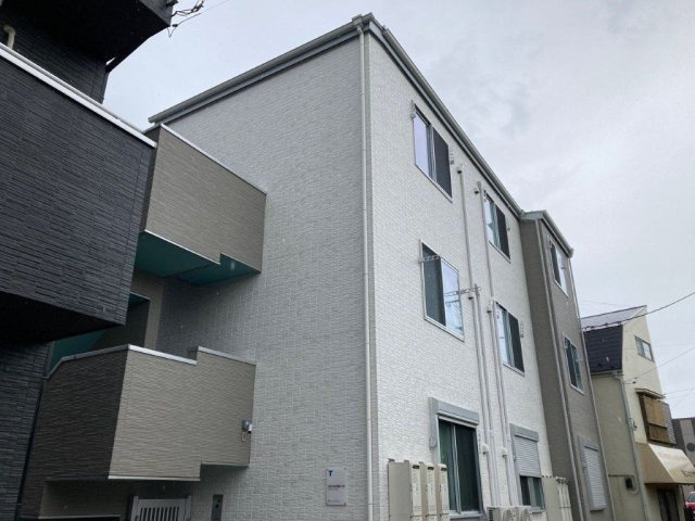 CRASTINE西馬橋1丁目の外観