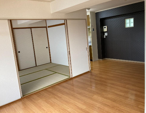 スクエアメゾン姫路城前の居間・リビング