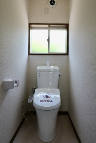 足利市五十部町の中古一戸建のトイレ