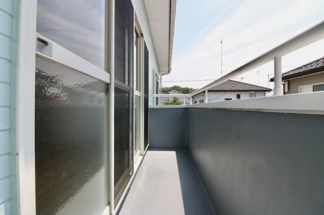 足利市五十部町の中古一戸建のバルコニー