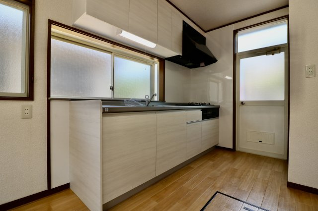 足利市五十部町の中古一戸建のキッチン