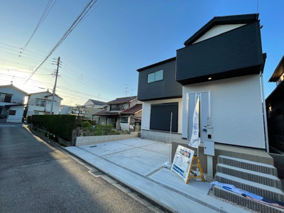【前面道路含む現地写真】 | Terrechez中川区大当郎２期 【仲介手数料無料　五反田小学校　一色中学校】 | 仲介手数料無料キャンペーン実施中