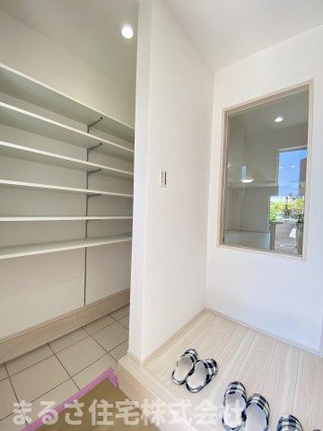 第15中西町モデルの玄関