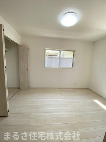 第15中西町モデルの洋室