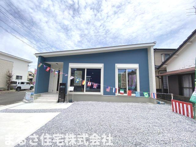 第16中西町モデルの外観|駐車スペース3台以上。十分な広さの平屋住宅です。