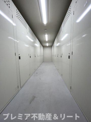 【設備】 | プライムアーバン新宿夏目坂タワーレジデンス | トランクルームがあります