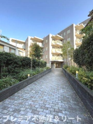 【外観】 | プライムアーバン新宿夏目坂タワーレジデンス | 低層棟外観です
