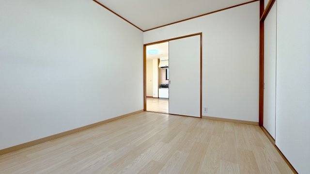 コーポ浅田の洋室