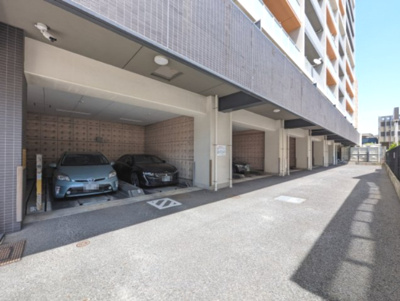 【駐車場】 | ハイホーム湘南平塚 | 駐車場です。