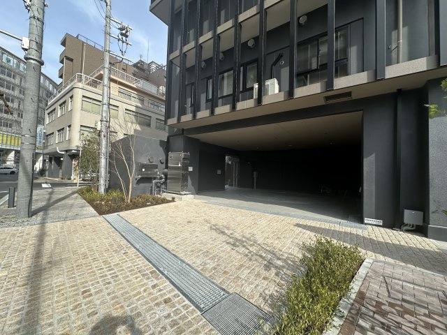 シエリアタワー大阪福島の駐車場