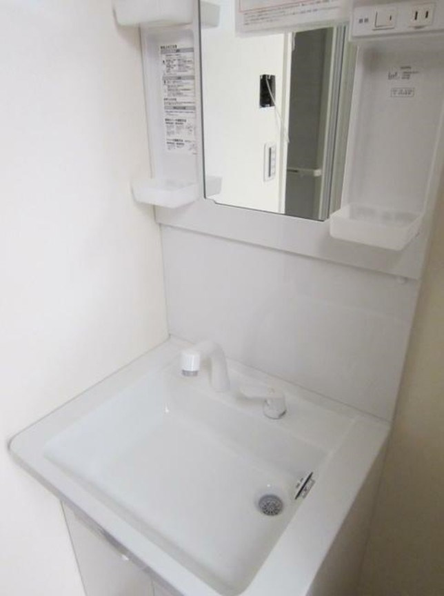 中野区大和町４丁目の賃貸マンションの独立洗面台