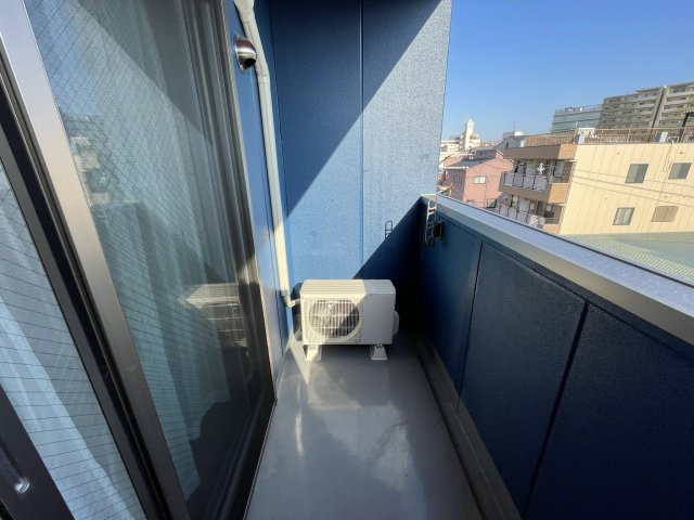 みおつくし十三のバルコニー