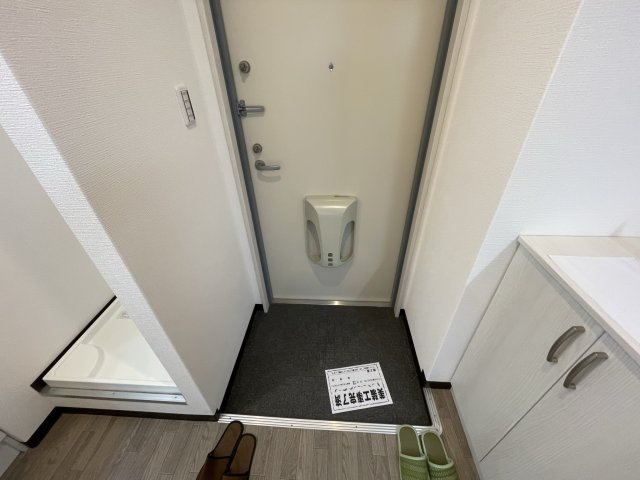 みおつくし十三の玄関
