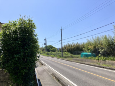 【前面道路含む現地写真】 | 大津市仰木の里7丁目23-6　中古戸建 | 北側前面道路