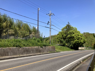 【前面道路含む現地写真】 | 大津市仰木の里7丁目23-6　中古戸建 | 北側前面道路