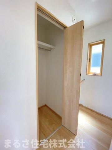 第14中西町モデル　1号棟の収納