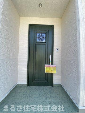 第14中西町モデル　1号棟の玄関