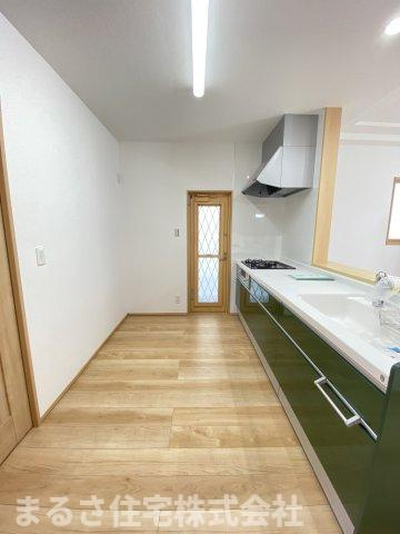 第14中西町モデル　1号棟のキッチン