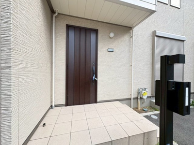 【玄関】 | 吹田市片山町4丁目テラスハウス