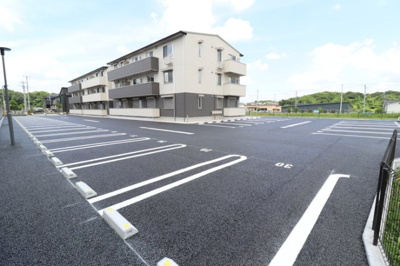 【駐車場】 | 海正 AB | 駐車場