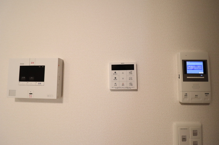 海正 ABのセキュリティ|セコムホームセキュリティ標準搭載、カラーモニター付インターホン（オートロック仕様）